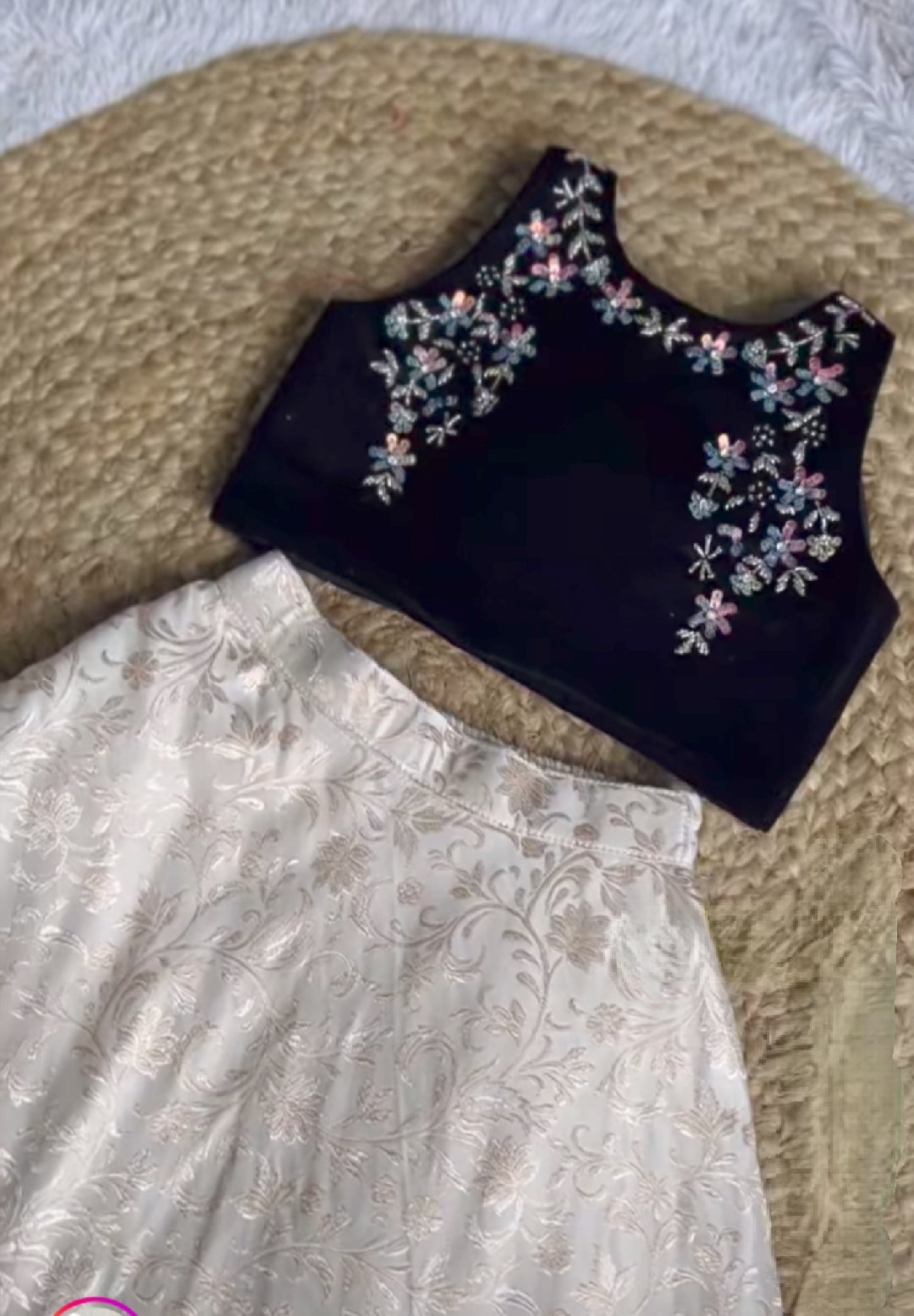 Sitara Work Choli With Banarsi Lehnga